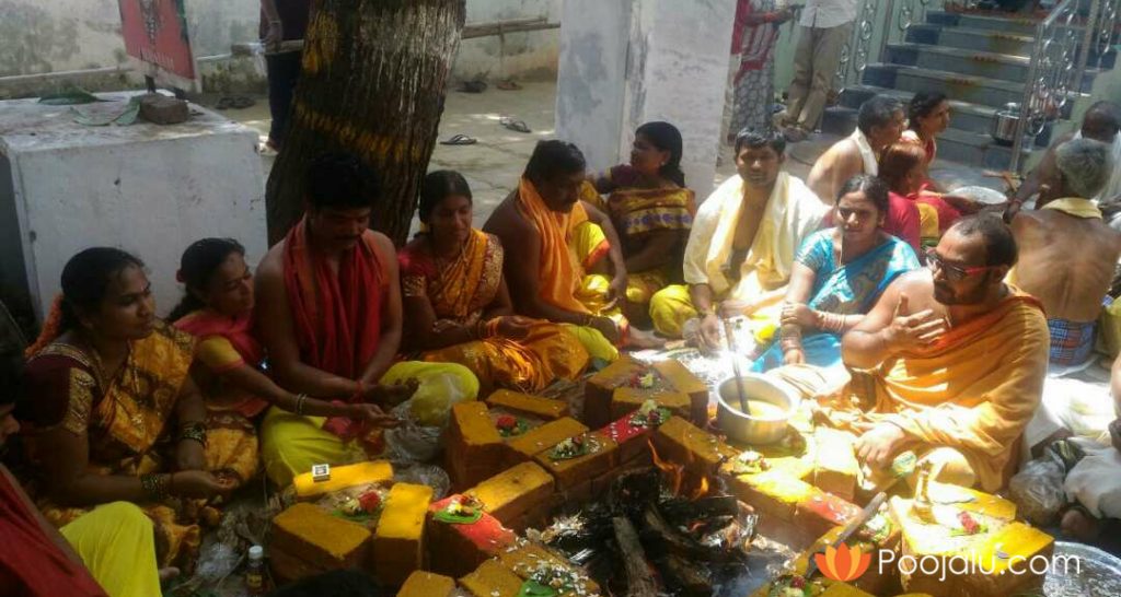 Chandi-Havan-Pooja-at-Nallapochamma-Temple