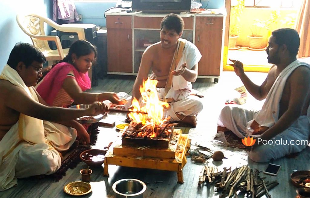 Performing-Kuja-Graha-Shanti-Pooj