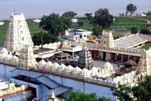 Pandits in Bhadrachalam